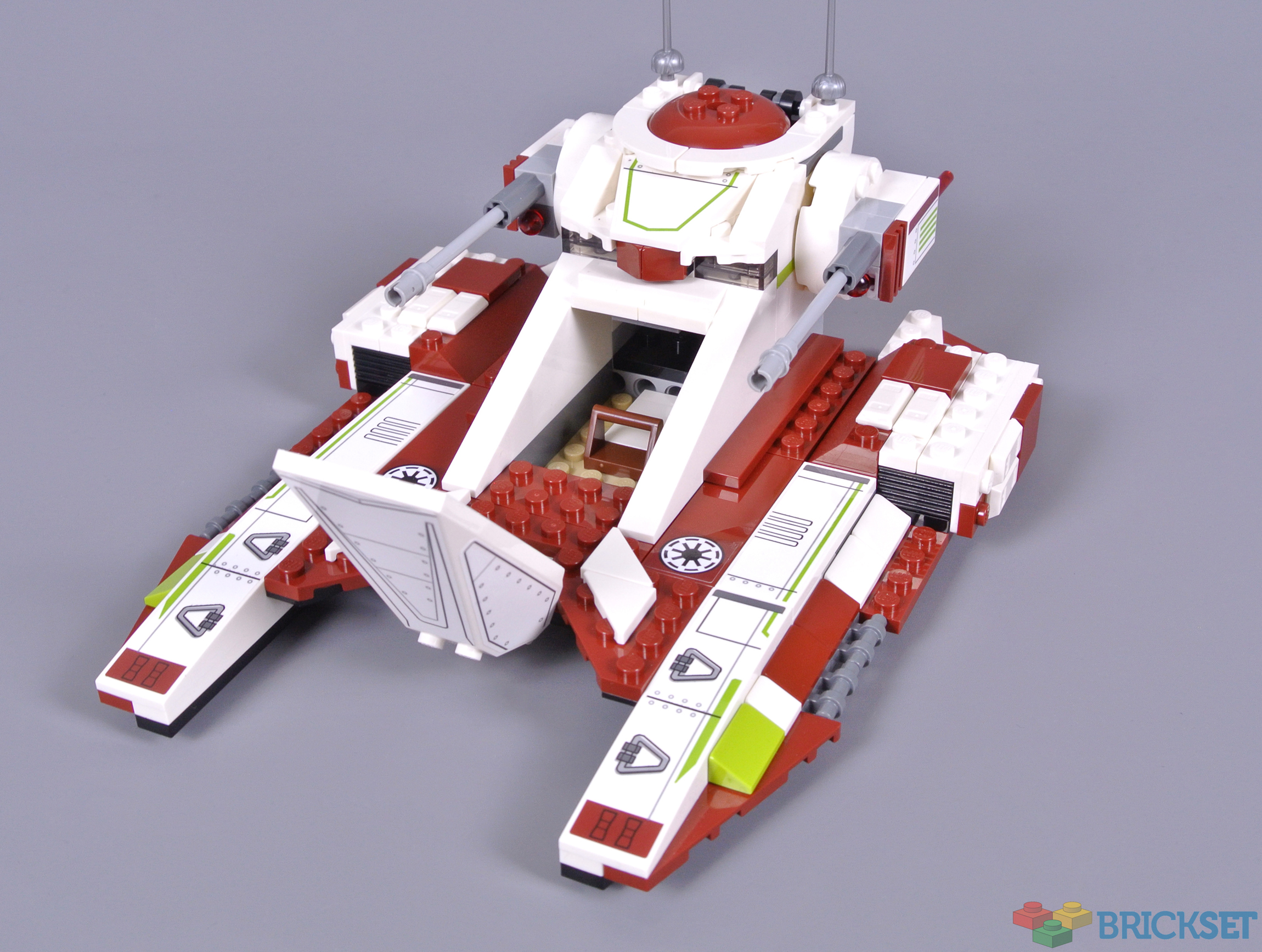LEGO Star Wars 75342 Republic Fighter Tank review | Brickset